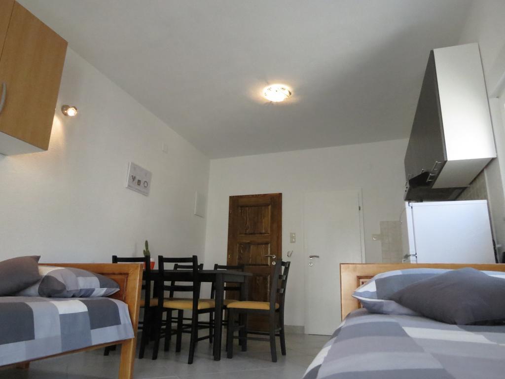 Apartments Ljubicic Podstrana Cameră foto